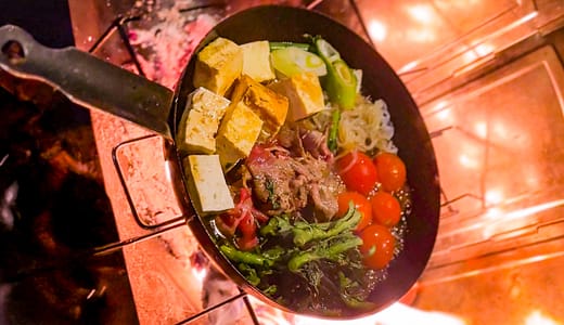 関西風トマトすき焼きは“プチトマト推し”！丸ごと肉巻きで旨みが爆発する絶品レシピ