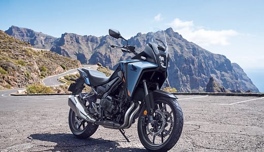 ホンダ「NX400 E-Clutch」登場！ クラッチ操作不要で街乗りもツーリングも快適になった400ccクロスオーバー